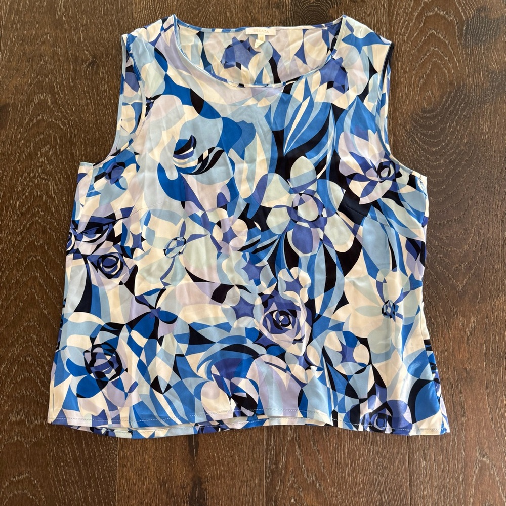 ESCADA 100 % Silk Floral Blue and White‎ Women's Top